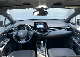 Тойота C-HR, об'ємом двигуна 1.8 л та пробігом 118 тис. км за 16695 $, фото 4 на Automoto.ua