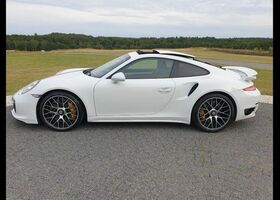 Порше 911, объемом двигателя 3.8 л и пробегом 62 тыс. км за 114471 $, фото 5 на Automoto.ua