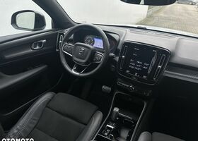 Вольво XC40, объемом двигателя 1.48 л и пробегом 92 тыс. км за 36695 $, фото 22 на Automoto.ua