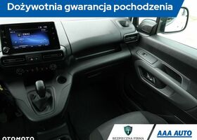 Тойота Proace City Verso, объемом двигателя 1.5 л и пробегом 133 тыс. км за 15119 $, фото 8 на Automoto.ua