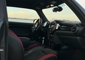 Сірий Міні John Cooper Works, об'ємом двигуна 2 л та пробігом 69 тис. км за 27976 $, фото 9 на Automoto.ua