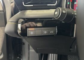 Рено R 4 2025 в Европе на Automoto.ua Серый Рено R 4, объемом двигателя 0 л и пробегом 10 тыс. км за 41438 $, фото 29 на Automoto.ua