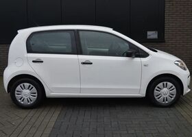 Фольксваген Ап 2014 в Европе на Automoto.ua Белый Фольксваген Ап, объемом двигателя 1 л и пробегом 60 тыс. км за 7305 $, фото 12 на Automoto.ua