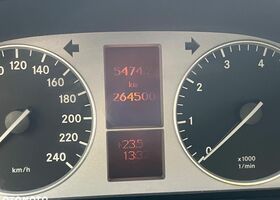 Мерседес Б-класс 2006 в Европе на Automoto.ua Черный Мерседес Б-класс, объемом двигателя 1 л и пробегом 265 тыс. км за 2422 $, фото 9 на Automoto.ua