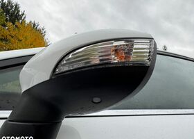 Форд Фієста 2013 у Європі на Automoto.ua Білий Форд Фієста, об'ємом двигуна 1 л та пробігом 129 тис. км за 4480 $, фото 12 на Automoto.ua