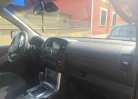 Ниссан Навара 2012 в Европе на Automoto.ua Черный Ниссан Навара, объемом двигателя 2.99 л и пробегом 220 тыс. км за 17500 $, фото 8 на Automoto.ua