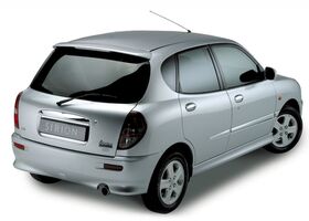 Дайхатсу Сирион, Хэтчбек 1998 - 2005 (M1) 1.0 i 12V 4WD