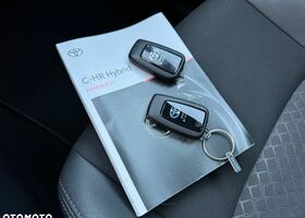 Тойота C-HR 2022 в Европе на Automoto.ua Серый Тойота C-HR, объемом двигателя 1 л и пробегом 76 тыс. км за 16925 $, фото 26 на Automoto.ua