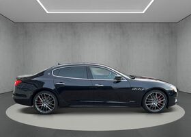 Чорний Мазераті Quattroporte, об'ємом двигуна 2.99 л та пробігом 135 тис. км за 57625 $, фото 4 на Automoto.ua