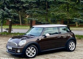 Міні Cooper, об'ємом двигуна 1.6 л та пробігом 158 тис. км за 7754 $, фото 24 на Automoto.ua