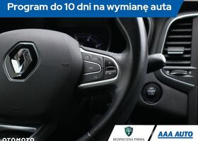 Рено Меган 2017 у Європі на Automoto.ua Червоний Рено Меган, об'ємом двигуна 1 л та пробігом 79 тис. км за 11381 $, фото 18 на Automoto.ua