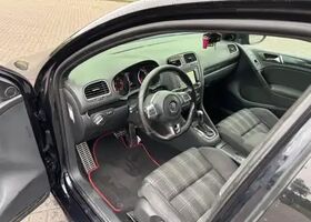 Фольксваген Гольф 2010 у Європі на Automoto.ua Чорний Фольксваген Гольф, об'ємом двигуна 1.97 л та пробігом 257 тис. км за 9055 $, фото 4 на Automoto.ua