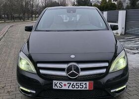 Мерседес Б-класс 2014 в Европе на Automoto.ua Черный Мерседес Б-класс, объемом двигателя 2.14 л и пробегом 237 тыс. км за 12107 $, фото 16 на Automoto.ua