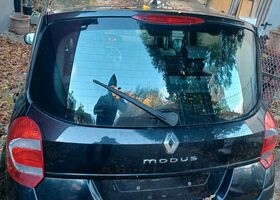 Рено Модус 2008 в Европе на Automoto.ua Рено Модус, объемом двигателя 0 л и пробегом 200 тыс. км за 1500 $, фото 8 на Automoto.ua