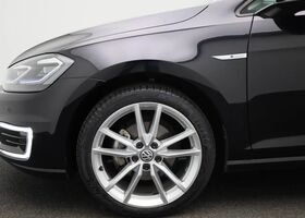 Фольксваген e-Golf 2020 у Європі на Automoto.ua Чорний Фольксваген e-Golf, об'ємом двигуна 0 л та пробігом 67 тис. км за 16263 $, фото 13 на Automoto.ua