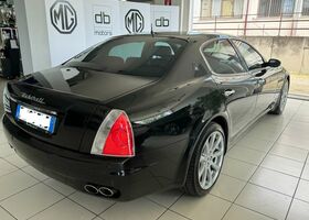 Чорний Мазераті Quattroporte, об'ємом двигуна 4.24 л та пробігом 40 тис. км за 27449 $, фото 5 на Automoto.ua