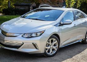 Chevrolet Volt 2019 на тест-драйве, фото 6