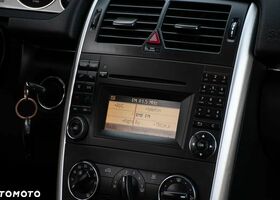 Мерседес Б-класс 2009 в Европе на Automoto.ua Серый Мерседес Б-класс, объемом двигателя 1 л и пробегом 219 тыс. км за 4819 $, фото 31 на Automoto.ua
