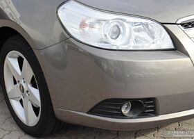 Шевроле Епіка 2009 у Європі на Automoto.ua Сірий Шевроле Епіка, об'ємом двигуна 2.49 л та пробігом 95 тис. км за 4706 $, фото 12 на Automoto.ua