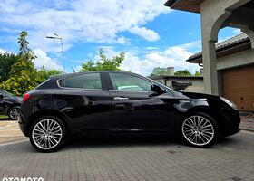 Альфа Ромео Джульетта 2010 в Европе на Automoto.ua Черный Альфа Ромео Джульетта, объемом двигателя 1 л и пробегом 214 тыс. км за 6030 $, фото 7 на Automoto.ua