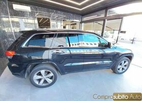 Джип Grand Cherokee 2014 у Європі на Automoto.ua Чорний Джип Grand Cherokee, об'ємом двигуна 2.99 л та пробігом 195 тис. км за 10999 $, фото 6 на Automoto.ua