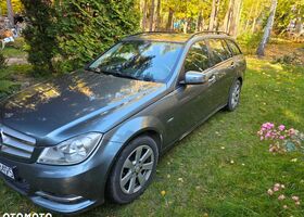 Мерседес Ц-Клас 2011 у Європі на Automoto.ua Сірий Мерседес Ц-Клас, об'ємом двигуна 2.14 л та пробігом 269 тис. км за 7967 $, фото 1 на Automoto.ua