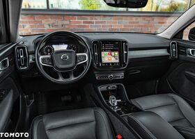 Вольво XC40, об'ємом двигуна 1.97 л та пробігом 76 тис. км за 26976 $, фото 21 на Automoto.ua