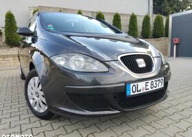 Сеат Алтеа, объемом двигателя 1.6 л и пробегом 221 тыс. км за 3002 $, фото 3 на Automoto.ua