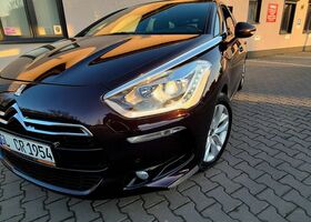 Ситроен ДС5 2014 в Европе на Automoto.ua Фиолетовый Ситроен ДС5, объемом двигателя 1 л и пробегом 219 тыс. км за 8693 $, фото 34 на Automoto.ua