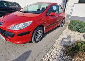 Пежо 307, объемом двигателя 1.36 л и пробегом 204 тыс. км за 2138 $, фото 2 на Automoto.ua