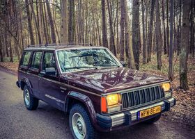 Джип Cherokee, об'ємом двигуна 3.96 л та пробігом 170 тис. км за 11210 $, фото 8 на Automoto.ua