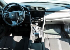 Хонда Сівік, об'ємом двигуна 1.5 л та пробігом 79 тис. км за 17819 $, фото 8 на Automoto.ua