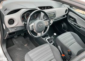 Тойота Яріс, об'ємом двигуна 1.33 л та пробігом 137 тис. км за 8618 $, фото 8 на Automoto.ua