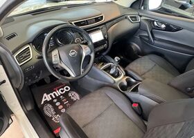Ниссан Кашкай 2016 в Европе на Automoto.ua Белый Ниссан Кашкай, объемом двигателя 1.6 л и пробегом 100 тыс. км за 15761 $, фото 7 на Automoto.ua