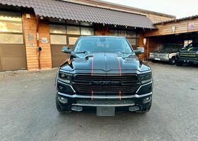 Чорний Додж RAM, об'ємом двигуна 5.7 л та пробігом 43 тис. км за 56943 $, фото 6 на Automoto.ua