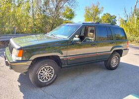 Джип Гранд Чероки 1995 в Европе на Automoto.ua Зеленый Джип Гранд Чероки, объемом двигателя 5.22 л и пробегом 187 тыс. км за 9342 $, фото 2 на Automoto.ua