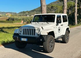 Джип Вранглер 2017 в Европе на Automoto.ua Белый Джип Вранглер, объемом двигателя 2.78 л и пробегом 111 тыс. км за 32200 $, фото 10 на Automoto.ua