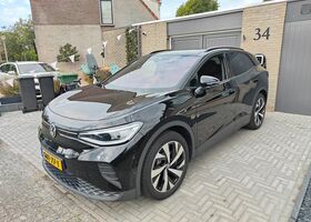 Фольксваген ID.4 2024 в Европе на Automoto.ua Черный Фольксваген ID.4, объемом двигателя 0 л и пробегом 30 тыс. км за 40246 $, фото 3 на Automoto.ua