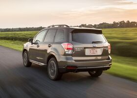 Subaru Forester 2018 на тест-драйве, фото 8