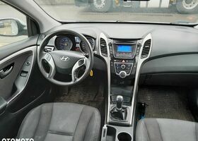 Хендай i30, объемом двигателя 1.4 л и пробегом 429 тыс. км за 4212 $, фото 10 на Automoto.ua