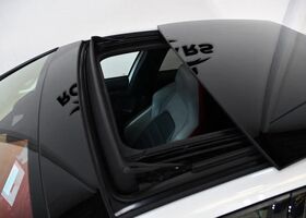 Фольксваген Гольф ГТІ 2021 у Європі на Automoto.ua Білий Фольксваген Гольф ГТІ, об'ємом двигуна 1.98 л та пробігом 94 тис. км за 43036 $, фото 1 на Automoto.ua