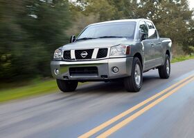 Ніссан Титан, Пікап 2004 - н.в. 5,6 Crew Cab