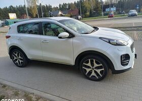 Киа Sportage, объемом двигателя 1.59 л и пробегом 68 тыс. км за 17775 $, фото 2 на Automoto.ua