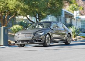 Lincoln Continental 2017 на тест-драйве, фото 2