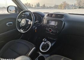 Кіа Soul, об'ємом двигуна 1.59 л та пробігом 135 тис. км за 9914 $, фото 4 на Automoto.ua