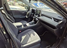 Тойота РАВ 4 2022 в Европе на Automoto.ua Белый Тойота РАВ 4, объемом двигателя 2.49 л и пробегом 51 тыс. км за 35922 $, фото 8 на Automoto.ua