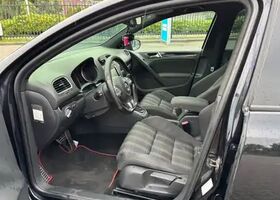 Фольксваген Гольф 2010 у Європі на Automoto.ua Чорний Фольксваген Гольф, об'ємом двигуна 1.97 л та пробігом 257 тис. км за 9055 $, фото 5 на Automoto.ua