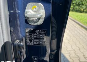 Мерседес X-Class 2019 в Европе на Automoto.ua Мерседес X-Class, объемом двигателя 2.99 л и пробегом 80 тыс. км за 41139 $, фото 19 на Automoto.ua