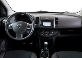 Ниссан Ноут, Хэтчбек 2005 - 2013 1.5 i 16V 4WD CVT (109 Hp)