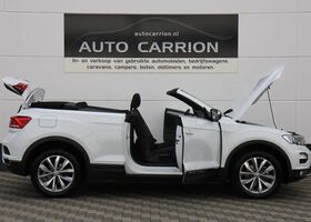 Фольксваген Ти-Рок 2020 в Европе на Automoto.ua Белый Фольксваген Ти-Рок, объемом двигателя 1 л и пробегом 23 тыс. км за 28924 $, фото 3 на Automoto.ua